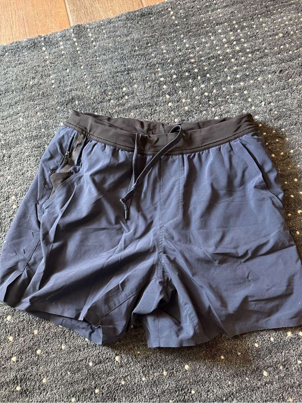 Navy Blue Medium 5” Ten Thousand Interval shorts with liner